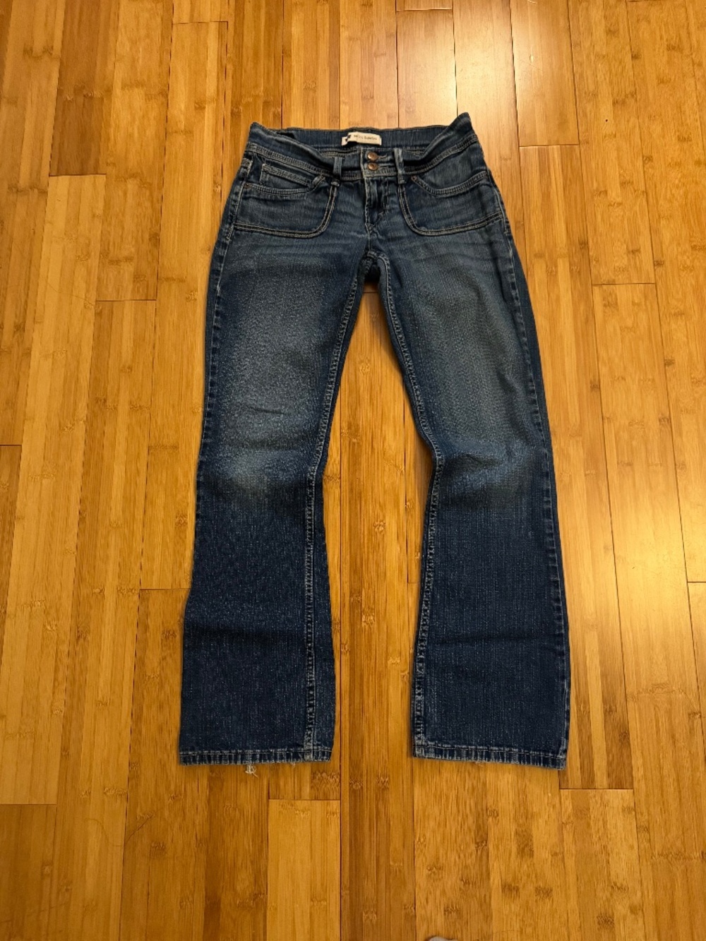 Levis 524 Too Superlow jeans